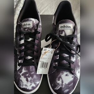 Men's Adidas Skateboard Sneakers BRAND NEW!